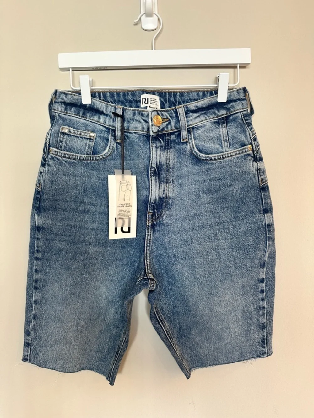 River Island Blue High-Rise Denim Jean Shorts - Picture 2 of 7
